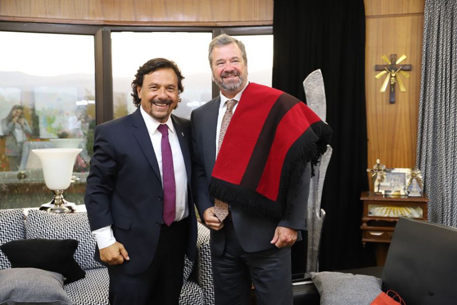 Governor Sáenz received the Canadian Ambassador to Argentina during a protocol visit