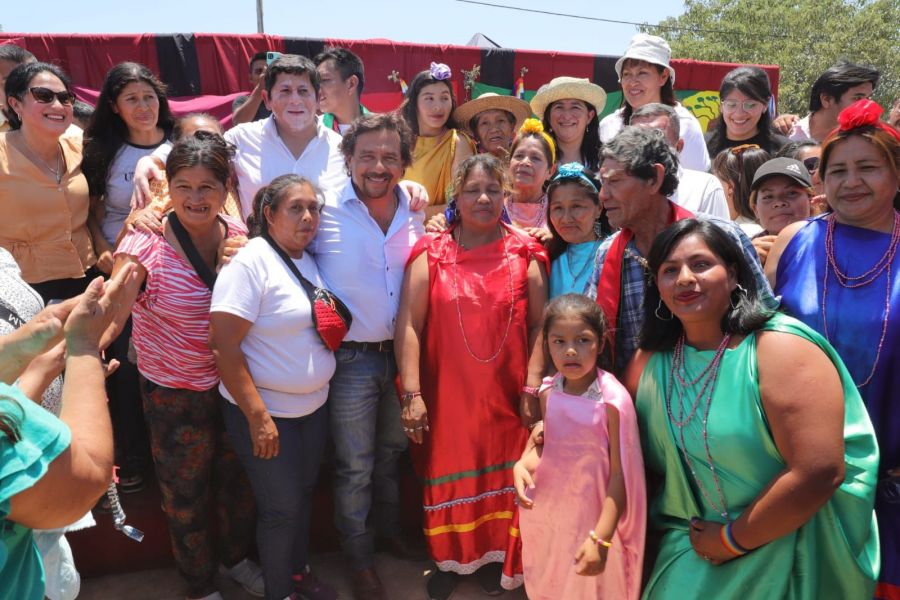 Noticia: Pichanal: Sáenz lanzó la primera experiencia de barrios populares  con comunidades originarias