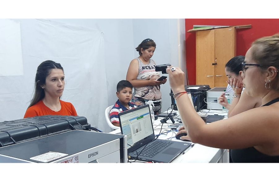Los ciudadanos de Joaquín V. González, Las Lajitas y Apolinario Saravia pueden hacer trámites de nuevos ejemplares de DNI, pasaportes y actualizaciones de menores y mayores.