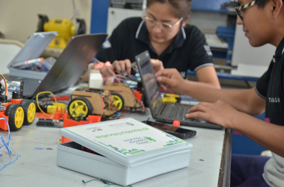 En quatre ans, le gouvernement a triplé la formation des étudiants en robotique