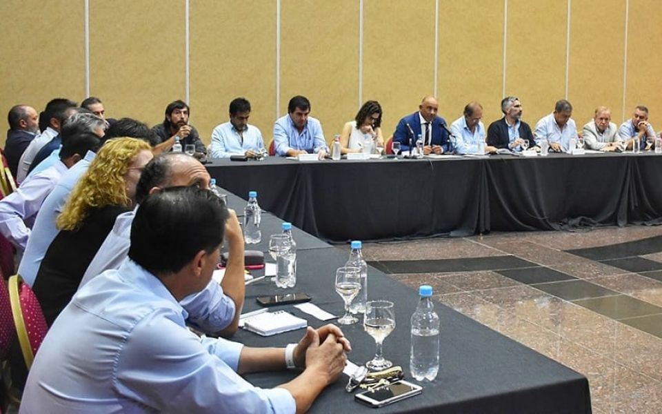 El Gobierno abrió las paritarias 2024