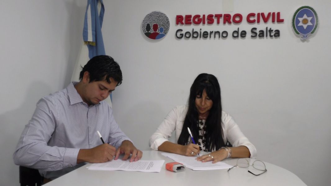 Se firmó un convenio de cooperación mutua entre el municipio y el organismo provincial para la capacitación del personal y puesta en funcionamiento de la oficina en ese barrio.