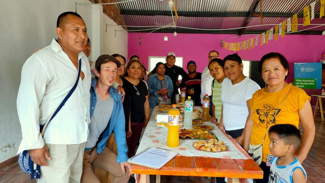 Se construyeron cocinas ecológicas en una comunidad originaria de Aguaray