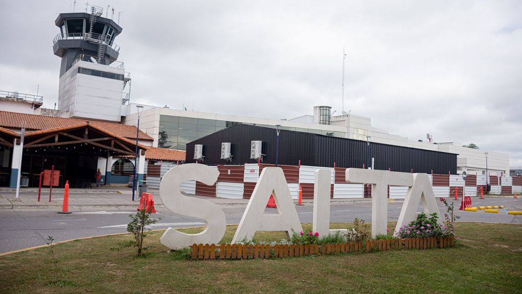 Las obras en el aeropuerto de Salta no se detienen: “En estos momentos tan difíciles seguimos apostando al futuro”.