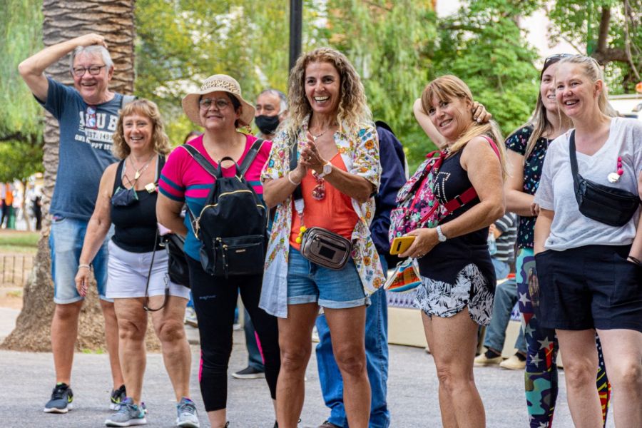 Miles de turistas recorren la provincia en el último fin de semana largo de 2021.