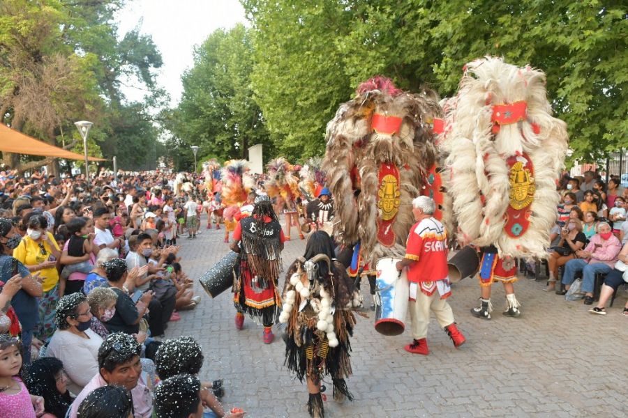 Carnaval en el Mercado Artesanal.