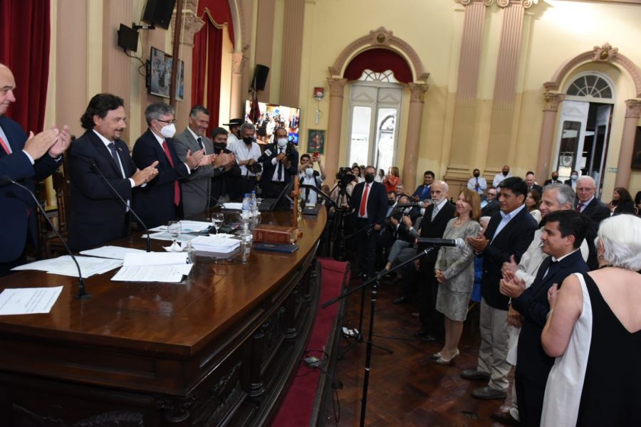 Acto de Juramento de la nueva Constitución provincial