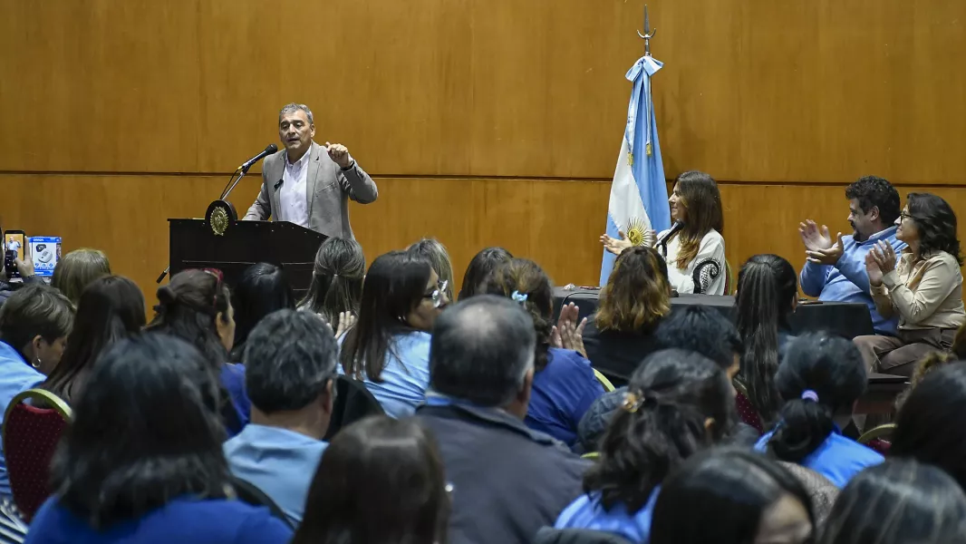 Salud Pública fortalece el trabajo territorial de los agentes sanitarios con un nuevo paradigma tecnológico