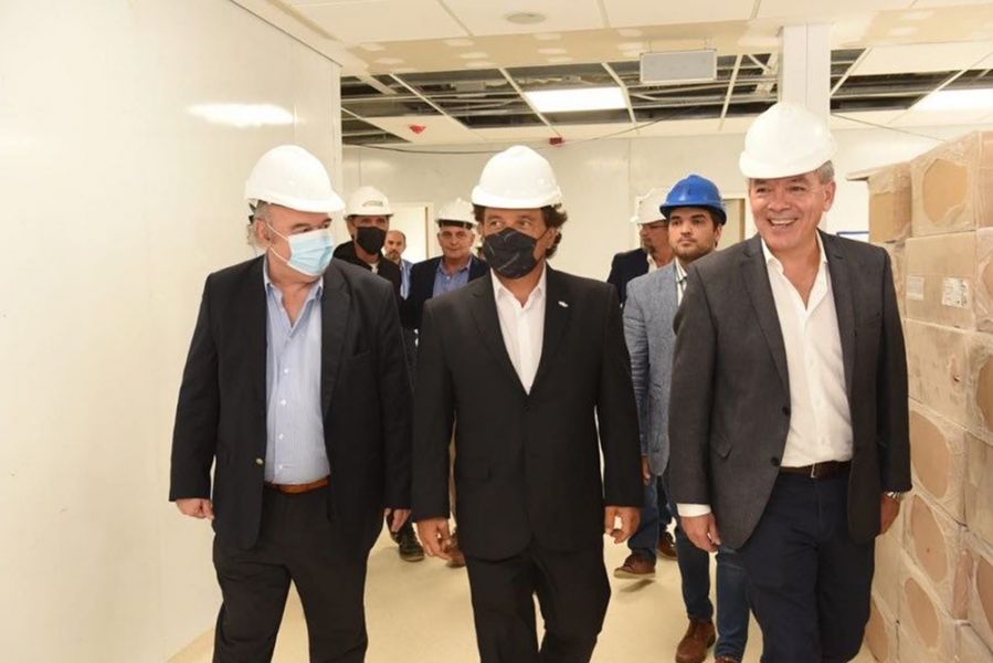 El gobernador Sáenz verificó en Orán el avance de la construcción del hospital modular