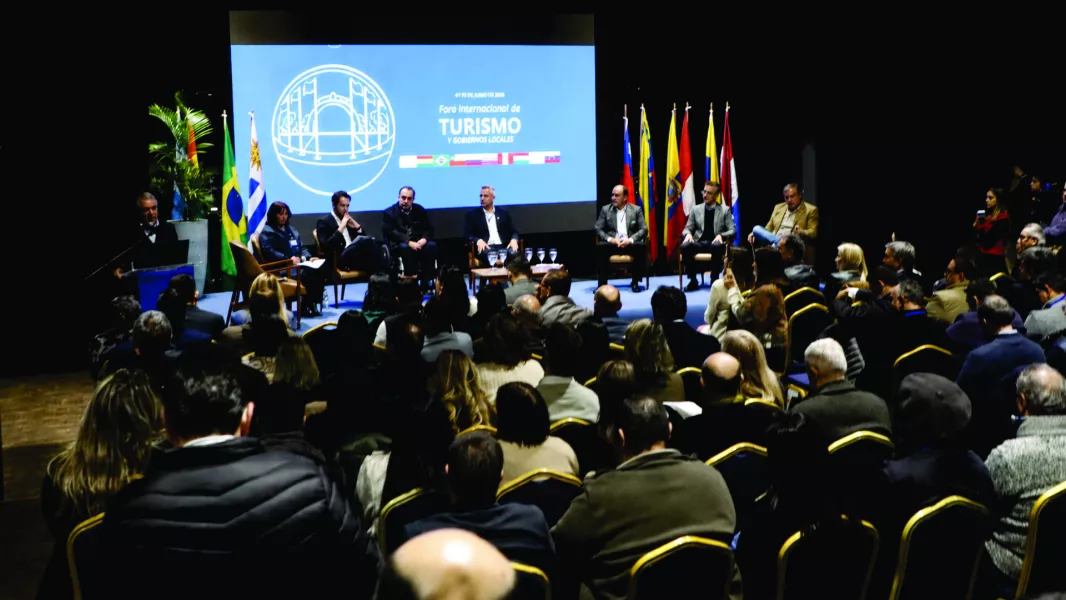 Salta expuso sus modelos de gestión turística en Uruguay