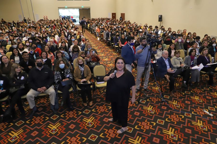 Más de 900 docentes salteños se capacitaron en educación emocional