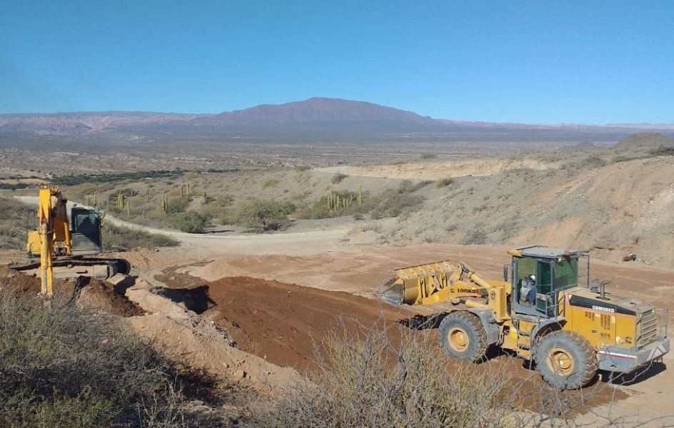 Inició obra de pavimentación en la RN 40 entre Molinos y Seclantás