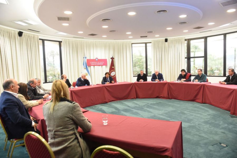 El gobernador Sáenz presidió la reunión del gabinete provincial