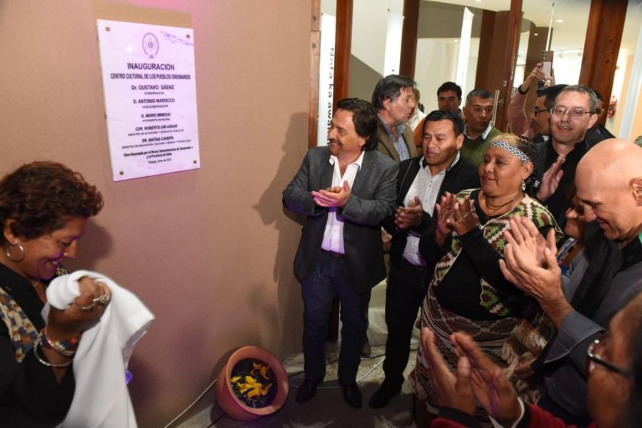 El gobernador Sáenz inauguró en Tartagal el Centro Cultural de los Pueblos Originarios