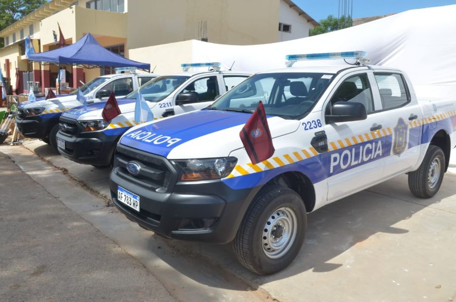 El gobernador Sáenz inauguró la Unidad Regional 14 de la Policía en Embarcación, la octava de su gestión.