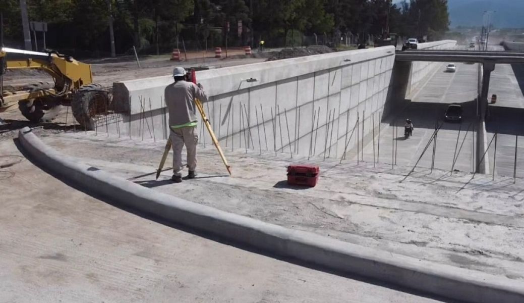 Por avances de obras se cortará el tránsito en el paso bajo nivel de Grand Bourg