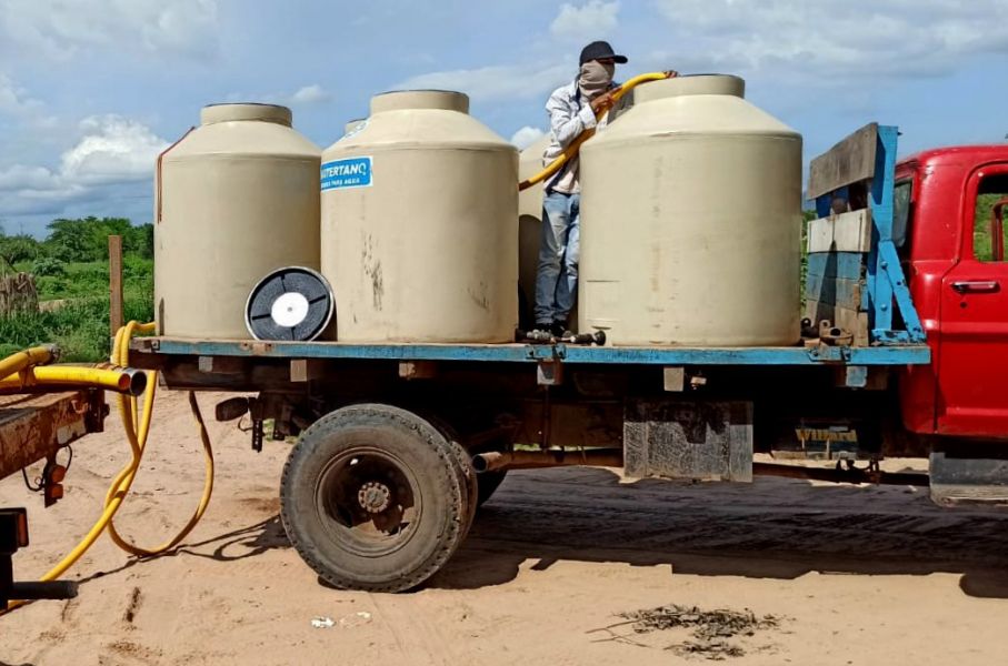 La Delegación de Asuntos Indígenas gestionó la distribución de más de un millón de litros de agua en el norte provincial