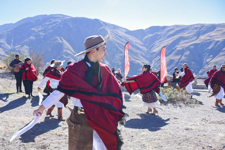 La temporada turística invernal inicio con la inauguración de infraestructura en la Cuesta del Obispo