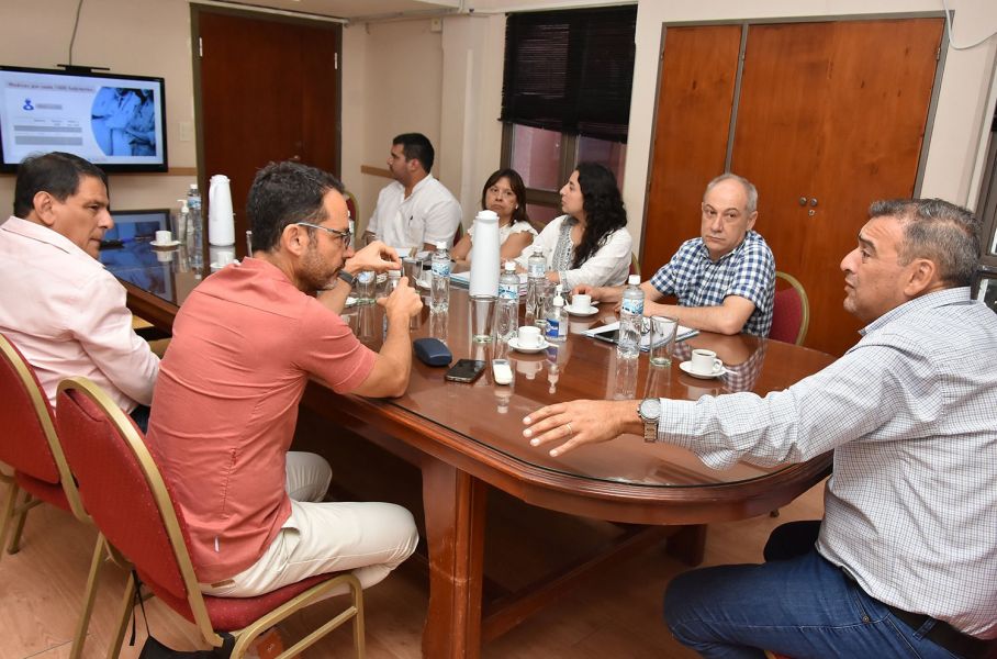 Salud y la Municipalidad de la Ciudad de Salta trabajan en un plan de contingencia para la prevención del dengue y salmonella