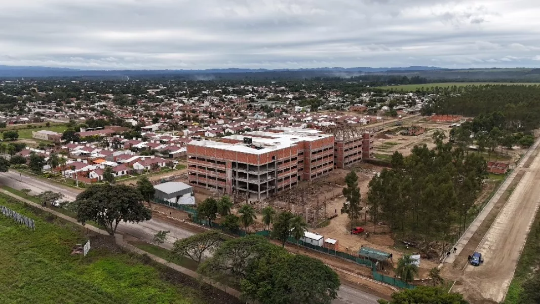 20563-saenz-superviso-la-obra-de-la-ciudad-judicial-de-oran-que-avanza-con-apoyo-economico-de-la-pro