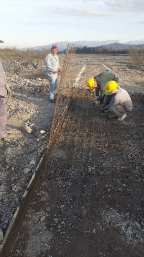 Avanzan obras en barrios populares de Tartagal y Rosario de Lerma
