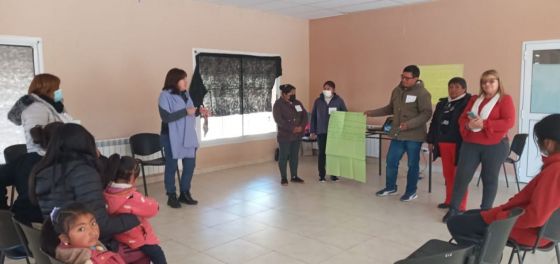 Familias de Capital, Güemes y San Antonio de los Cobres participan en talleres de crianza
