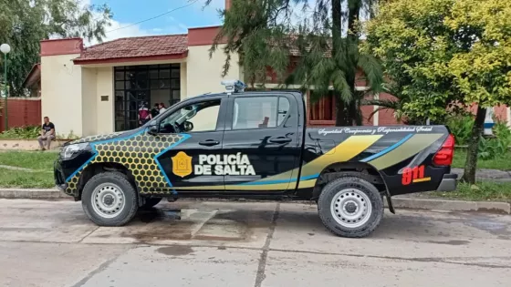 Entrega de móviles policiales