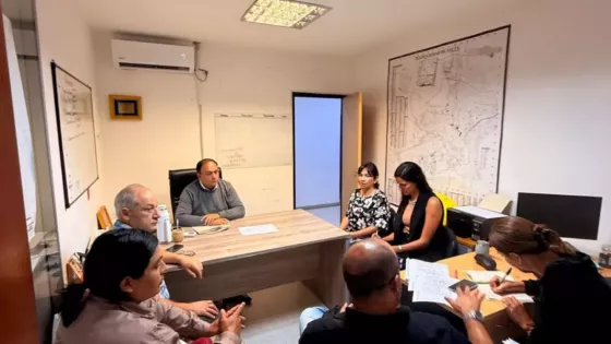 Salud y el municipio de Cerrillos coordinan acciones territoriales ante casos de Chikungunya