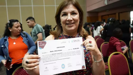 El Gobierno reconoció y certificó a 120 docentes sobre la prevención del suicidio adolescente