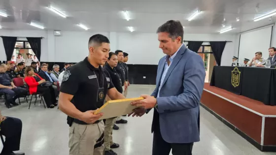 Policías de Salta recibieron reconocimiento por actos meritorios