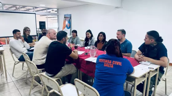 Defensa Civil y Educación planificaron las actividades anuales coordinadas