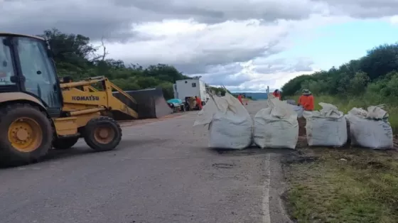 Ruta Provincial 5: Vialidad de Salta realiza trabajos de protección en el puente de Las Hacheras