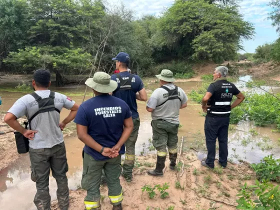 a Provincia despliega la asistencia aérea, terrestre y fluvial en Rivadavia Banda Norte (Morillo)