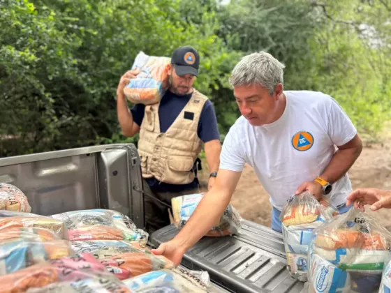 a Provincia despliega la asistencia aérea, terrestre y fluvial en Rivadavia Banda Norte (Morillo)