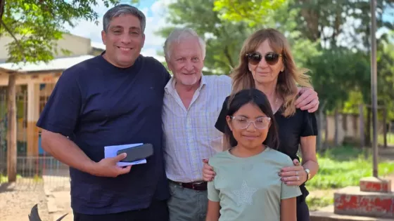 El Gobierno provincial fortalece las políticas públicas de salud visual con entrega gratuita de anteojos