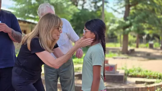 El Gobierno provincial fortalece las políticas públicas de salud visual con entrega gratuita de anteojos