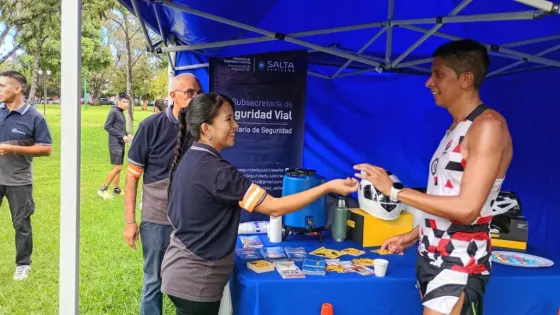 Jornada de sensibilización vial en la Media Maratón Salta
