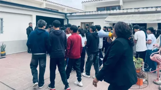 Más de 300 alumnos se capacitaron en técnicas de autoprotección ante sismos