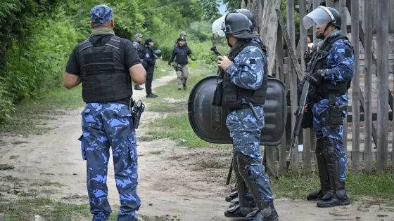 La Policía realizó más de 20 allanamientos en Tartagal y Salvador Mazza
