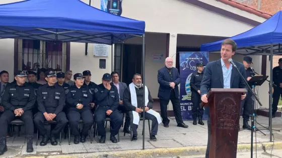 El Gobierno provincial entregó un nuevo patrullero a la Comisaría de El Bordo