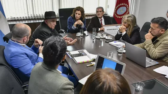 El Gobierno provincial y el “Chaqueño” Palavecino acuerdan una cooperación integral para fortalecer la educación en el Norte