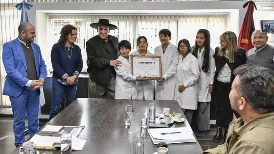 El Gobierno provincial y el “Chaqueño” Palavecino acuerdan una cooperación integral para fortalecer la educación en el Norte