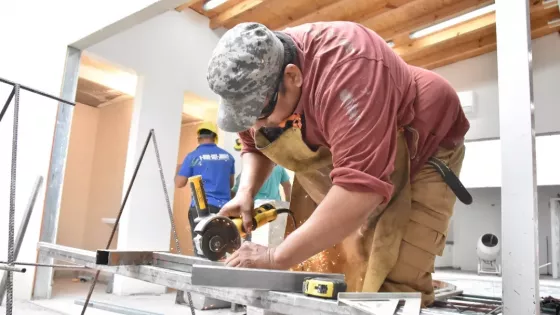 Avanza la construcción de un centro de desarrollo infantil en Coronel Moldes