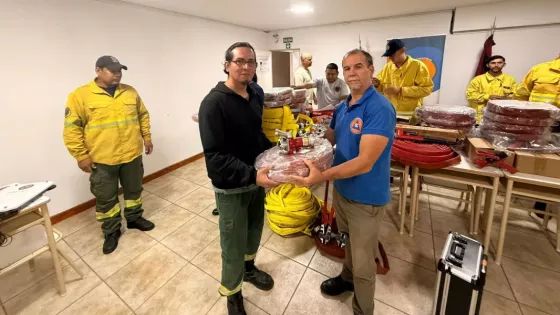 Defensa civil adquirió herramientas para el combate de incendios forestales