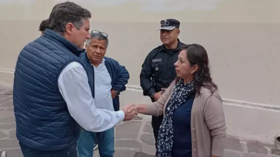 El Secretario de Seguridad visitó establecimientos educativos