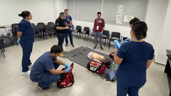 Más de 30 médicos del hospital San Bernardo se capacitaron en soporte vital cardiovascular avanzado
