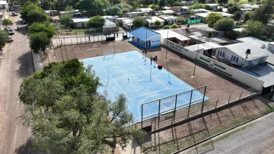 El gobernador Sáenz inauguró en Coronel Moldes un nuevo playón deportivo que integra a cuatro barrios
