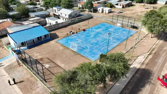 El gobernador Sáenz inauguró en Coronel Moldes un nuevo playón deportivo que integra a cuatro barrios