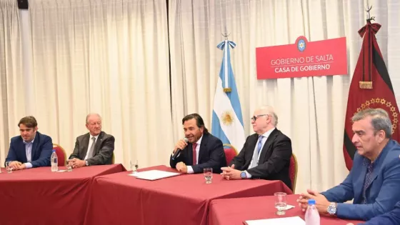 Sáenz firmó un acuerdo con el Hospital Italiano para fortalecer la alta complejidad y la investigación médica