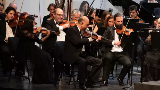 El regreso de Felipe Izcaray para una gala marcada por la emoción y la identidad local